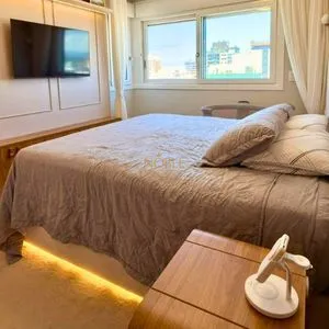 Apartamento com 86m², 2 dormitórios, 2 suítes, 1 vaga no Titanium em Torres para Comprar