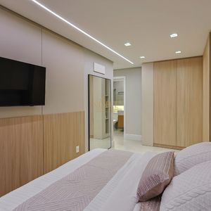 Apartamento com 89m², 2 dormitórios, 2 suítes, 2 vagas no Aura em Torres para Comprar