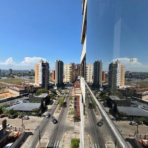 Apartamento com 78m², 2 dormitórios, 2 suítes, 1 vaga no Rosa dos Ventos em Torres para Comprar
