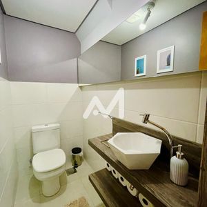 Sobrado com 76m² e 2 dormitórios no bairro Universitário em Lajeado para Alugar