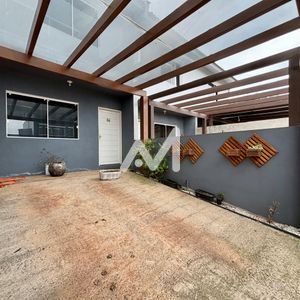 Sobrado com 62m² e 2 dormitórios no bairro Jardim do Cedro em Lajeado para Alugar