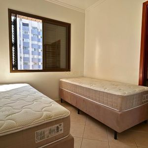 Apartamento com 115m², 3 dormitórios, 1 suíte, 1 vaga no Condomínio Edif. Porto Seguro em Torres para Comprar