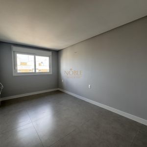 Apartamento com 77m², 2 dormitórios, 1 suíte, 1 vaga no Maui Residencial em Torres para Comprar