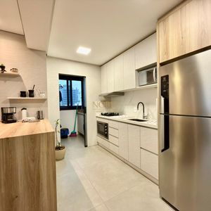 Apartamento com 97m², 2 dormitórios, 2 suítes, 1 vaga no Rosa dos Ventos em Torres para Comprar