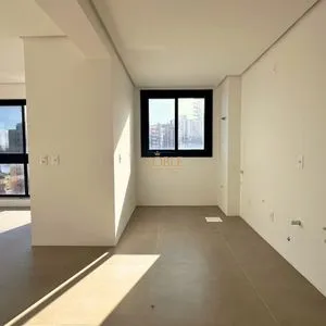 Apartamento com 97m², 2 dormitórios, 2 suítes, 1 vaga no Rosa dos Ventos em Torres para Comprar