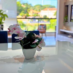 Cobertura com 180m², 3 dormitórios, 1 suíte, 2 vagas no Giverny em Torres para Comprar