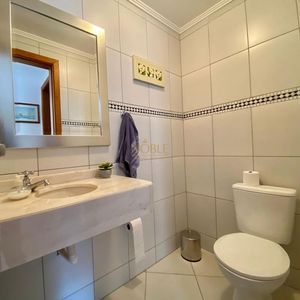 Apartamento com 135m², 3 dormitórios, 3 suítes, 1 vaga no Cartagena em Torres para Comprar