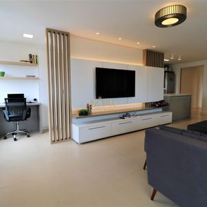 Apartamento com 109m², 3 dormitórios, 1 suíte, 2 vagas no San Pietro em Torres para Comprar