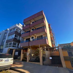 Cobertura com 249m², 3 dormitórios, 2 suítes, 3 vagas no Marechiare em Torres para Comprar