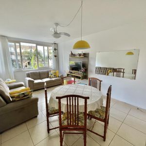 Apartamento com 112m², 4 dormitórios, 1 suíte no Mampituba em Torres para Comprar