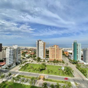 Cobertura com 380m², 4 dormitórios, 3 suítes, 2 vagas no Porto do Sol em Torres para Comprar