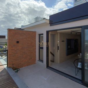 Cobertura com 220m², 3 dormitórios, 3 suítes, 2 vagas no Dona Iris em Torres para Comprar