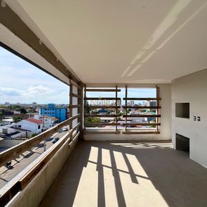 Apartamento com 70m², 2 dormitórios, 1 suíte, 1 vaga no Topazio em Torres para Comprar