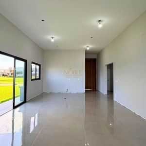 Casa de Condomínio com 222m², 4 dormitórios, 4 suítes, 2 vagas no Reserva das Águas em Torres para Comprar