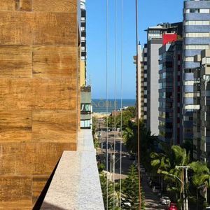 Apartamento com 98m², 2 dormitórios, 2 suítes no Punta Del Sole em Torres para Comprar