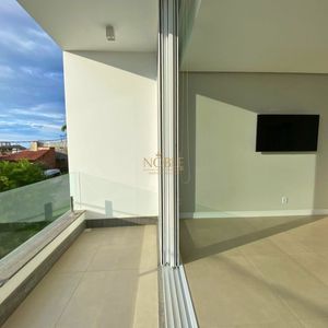 Casa de Condomínio, 4 dormitórios, 4 suítes, 2 vagas no Condomínio Ilhas Park em Torres para Comprar