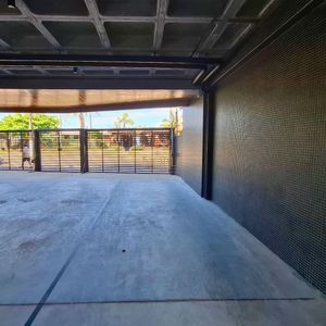 Apartamento com 106m², 3 dormitórios, 1 suíte, 2 vagas no Essenza em Torres para Comprar