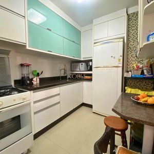 Apartamento com 91m², 2 dormitórios, 1 suíte no Torre de Prata em Torres para Comprar