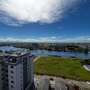 Apartamento com 96m², 3 dormitórios, 1 suíte, 2 vagas no Riverside em Torres para Comprar