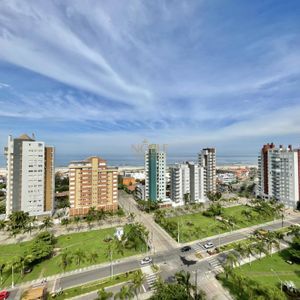 Cobertura com 380m², 4 dormitórios, 3 suítes, 2 vagas no Porto do Sol em Torres para Comprar