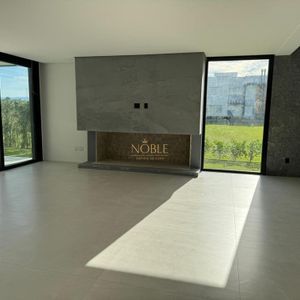 Casa de Condomínio, 4 dormitórios, 4 suítes, 2 vagas no Ocean Side em Torres para Comprar