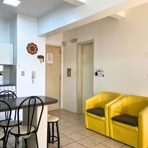 Apartamento com 60m², 2 dormitórios, 1 suíte, 1 vaga no Marina em Torres para Comprar