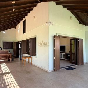 Casa com 156m², 3 dormitórios, 1 suíte, 4 vagas no bairro Praia Itapeva em Torres para Comprar