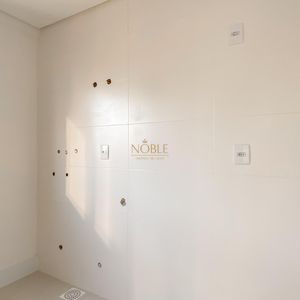 Apartamento com 130m², 3 dormitórios, 1 suíte, 2 vagas no Monterrey em Torres para Comprar