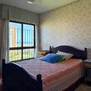 Apartamento com 117m², 3 dormitórios, 2 suítes, 2 vagas no Morada da Praça em Torres para Comprar