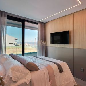 Apartamento com 89m², 2 dormitórios, 2 suítes, 2 vagas no Aura em Torres para Comprar