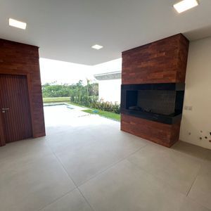 Casa de Condomínio com 220m², 3 dormitórios, 3 suítes, 2 vagas no Reserva das Águas em Torres para Comprar