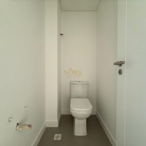 Apartamento com 53m², 1 dormitório, 1 suíte, 1 vaga no Punta Del Sole em Torres para Comprar