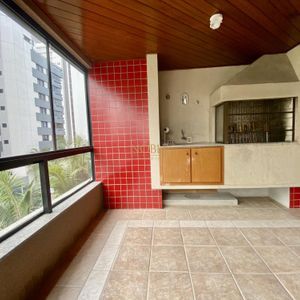 Apartamento com 143m², 3 dormitórios, 1 suíte, 1 vaga no Nouvelle Tour em Torres para Comprar