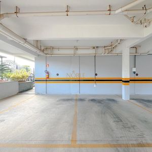 Apartamento com 84m², 2 dormitórios, 1 suíte, 2 vagas no Ilha de Creta em Torres para Comprar