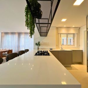 Apartamento com 130m², 3 dormitórios, 1 suíte, 2 vagas no Monterrey em Torres para Comprar