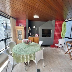 Apartamento com 130m², 3 dormitórios, 1 suíte, 1 vaga no Nouvelle Tour em Torres para Comprar