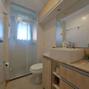 Cobertura com 200m², 3 dormitórios, 3 suítes, 2 vagas no Zurich em Torres para Comprar