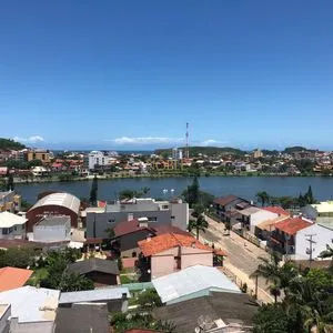 Apartamento com 89m², 3 dormitórios, 1 suíte, 1 vaga no 610 em Torres para Comprar