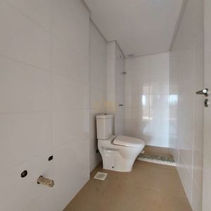 Apartamento com 109m², 3 dormitórios, 1 suíte, 2 vagas no San Pietro em Torres para Comprar