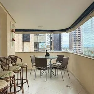 Apartamento com 127m², 3 dormitórios, 1 suíte, 2 vagas no Elegance em Torres para Comprar