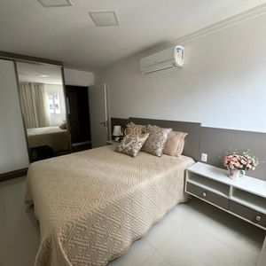 Apartamento com 130m², 3 dormitórios, 1 suíte, 2 vagas no Caravaggio em Torres para Comprar