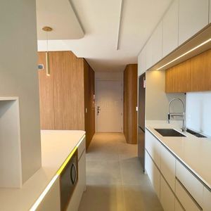 Apartamento com 92m², 2 dormitórios, 2 suítes, 1 vaga no Rosa dos Ventos em Torres para Comprar
