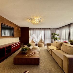 Cobertura com 360m² e 3 dormitórios no bairro Centro em Lajeado para Comprar