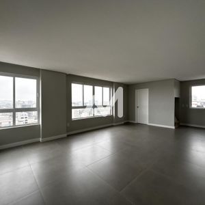 Apartamento com 143m² e 3 dormitórios no bairro Centro em Lajeado para Comprar