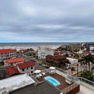 Apartamento com 84m², 2 dormitórios, 1 suíte, 1 vaga no Costa Leste em Torres para Comprar