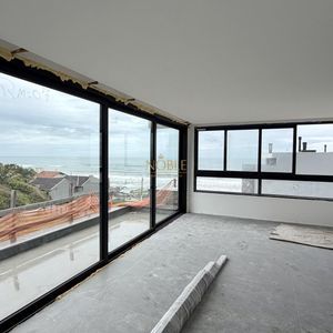 Apartamento com 117m², 3 dormitórios, 1 suíte, 3 vagas no Rambla Del Mar em Torres para Comprar