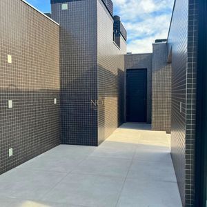 Cobertura com 247m², 3 dormitórios, 1 suíte, 2 vagas no Roca em Torres para Comprar