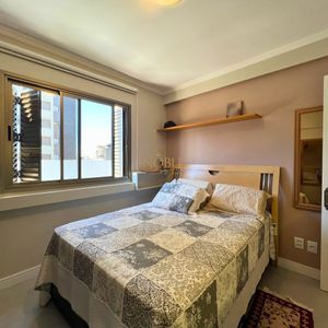 Apartamento com 98m², 3 dormitórios, 1 suíte, 1 vaga no Mar de Flores em Torres para Comprar