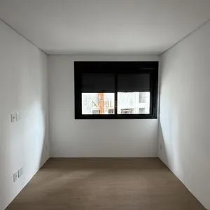 Apartamento com 110m², 3 dormitórios, 1 suíte, 2 vagas no LONDON em Torres para Comprar