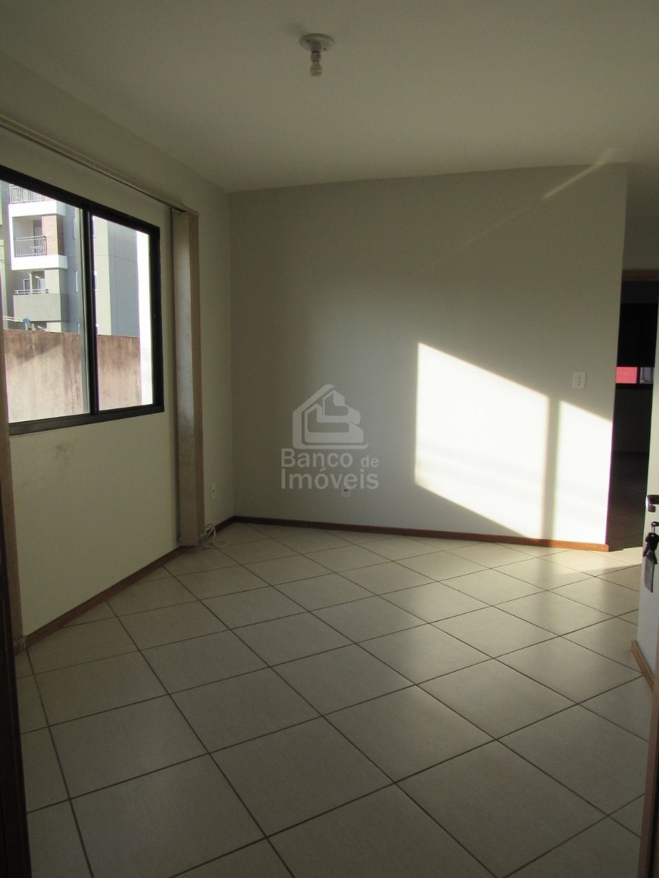 Apartamento à venda com 2 quartos, 79m² - Foto 6